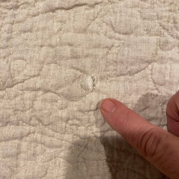 POTTERY BARN BELGIAN FLAX LINEN FLORAL STITCH QUILT, KING /CAL KING ~ FLAX - Picture 5 of 5